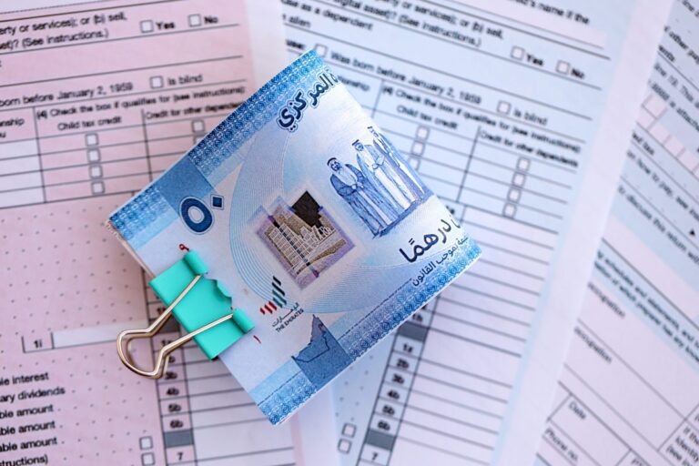 Minimum Salary for Family Sponsorship in the UAE